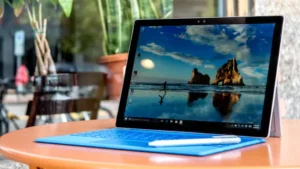 Reviewed.com-RvEW-20705-surface-pro-4-hero