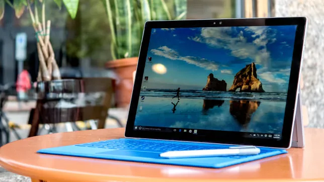 Reviewed.com-RvEW-20705-surface-pro-4-hero